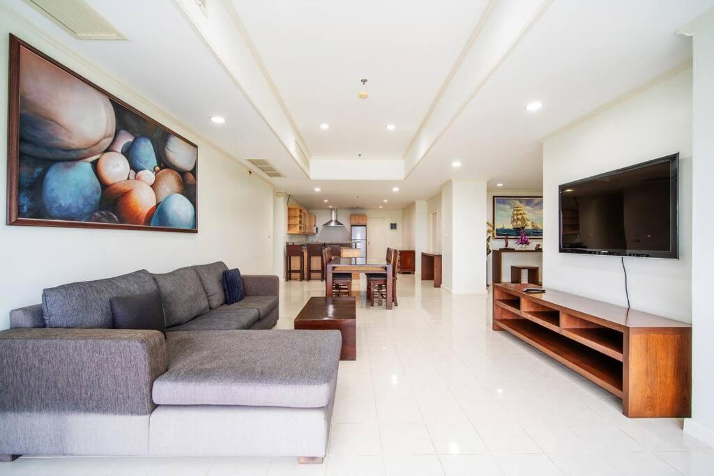 Tower Superior Seaview 3br- 2301 Lägenhet Patong