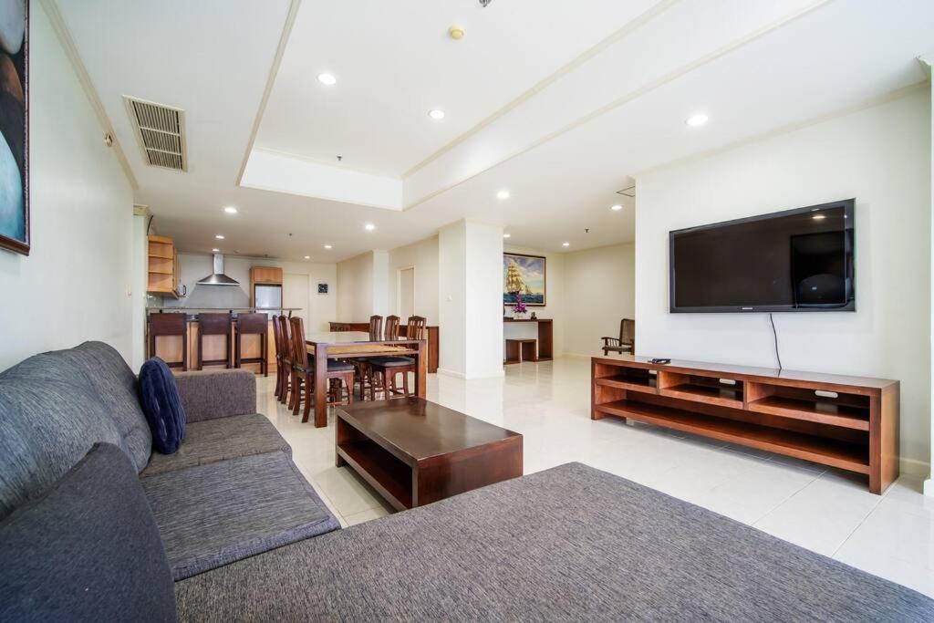 Lägenhet Tower Superior Seaview 3br- 2301 *